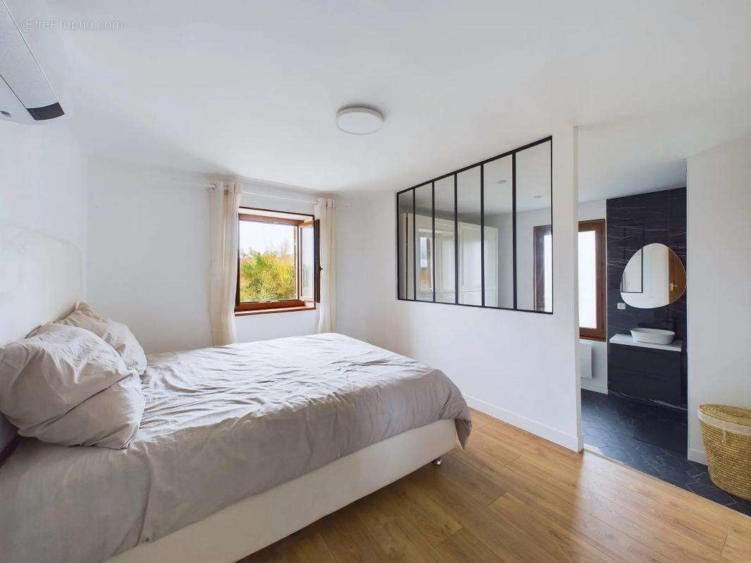 Maison à NEUILLY-EN-VEXIN