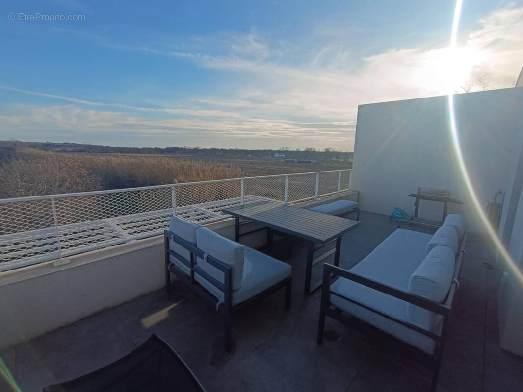 Appartement à LATTES