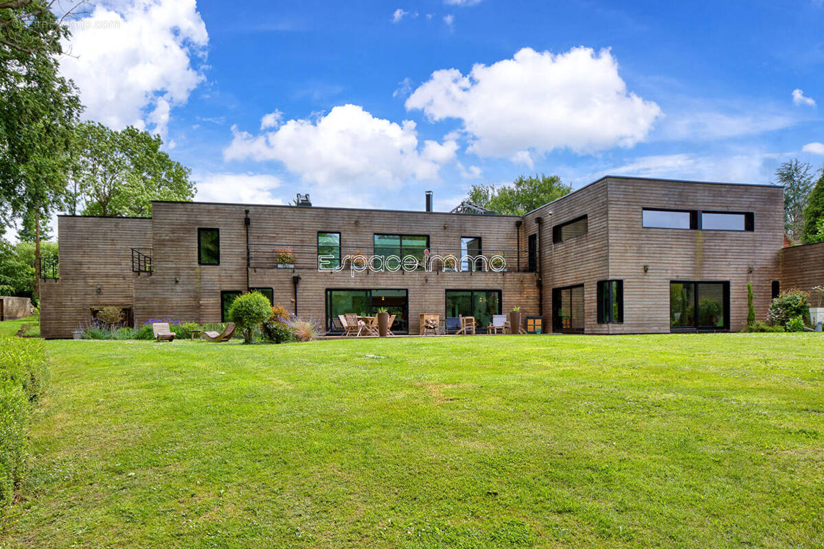 Maison à ISNEAUVILLE