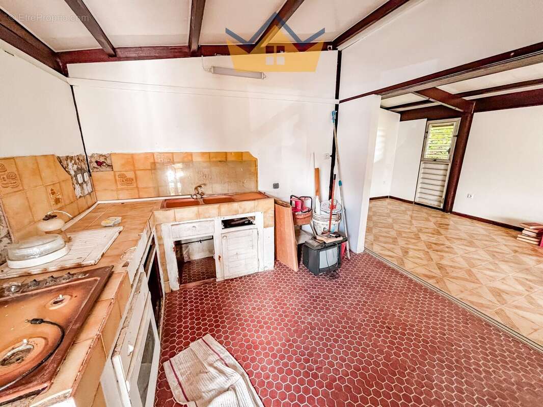 Maison à RIVIERE-PILOTE