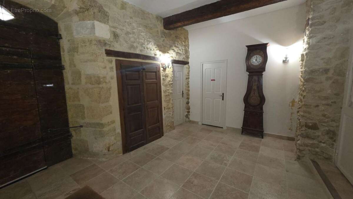 Appartement à LAMBESC