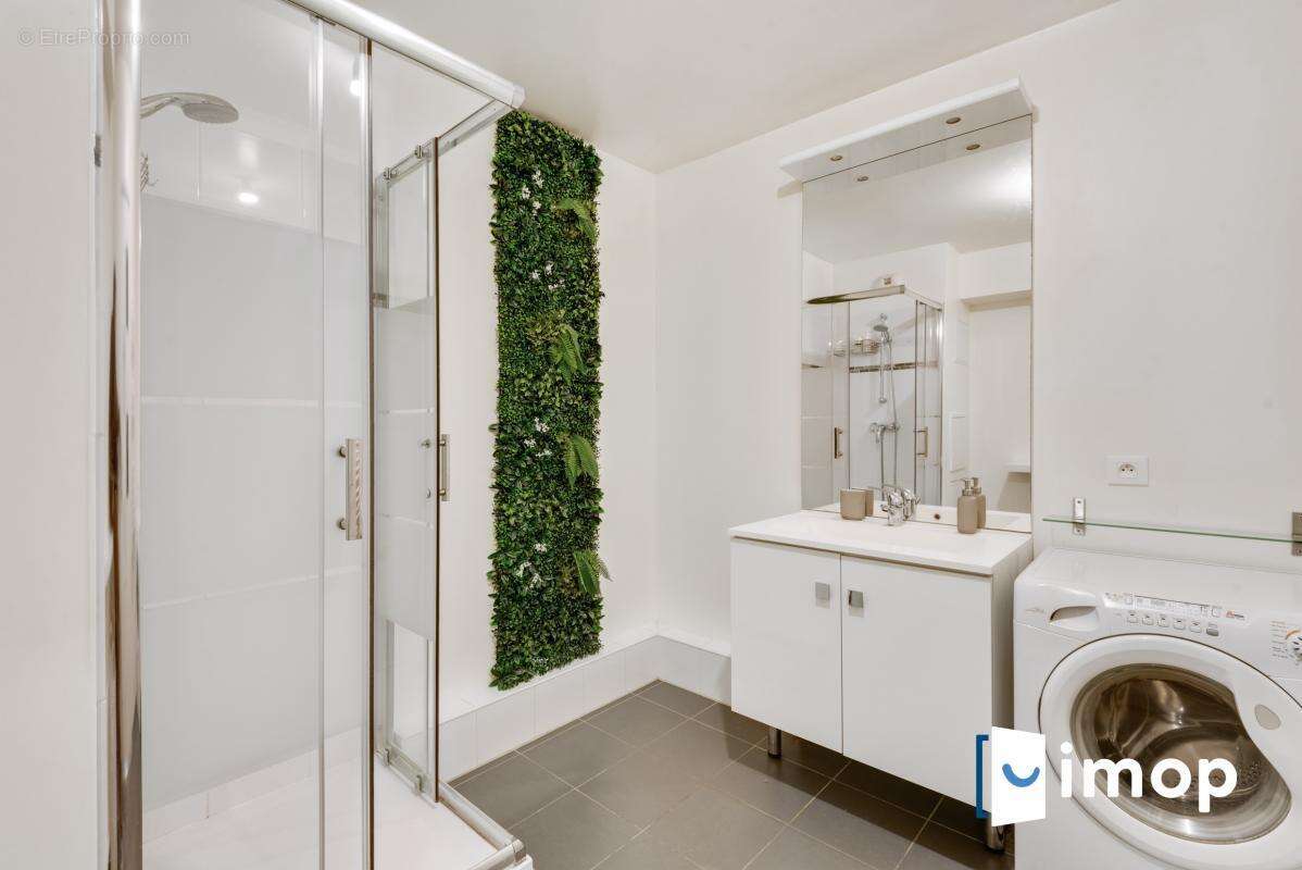 Appartement à AUBERVILLIERS