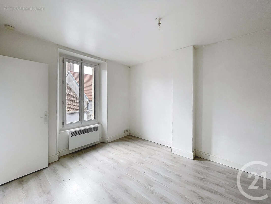 Appartement à MONTEREAU-FAULT-YONNE