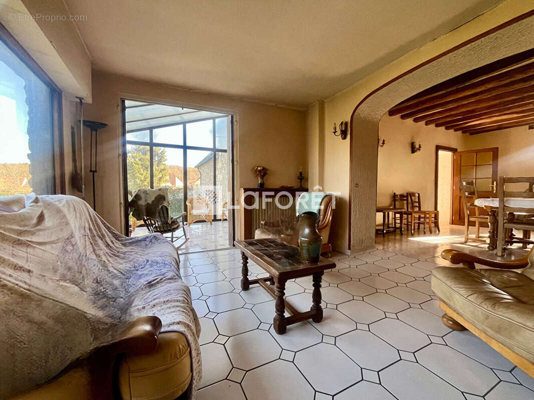 Maison Hondainville 5 pièce(s) 127 m2 - photo 8