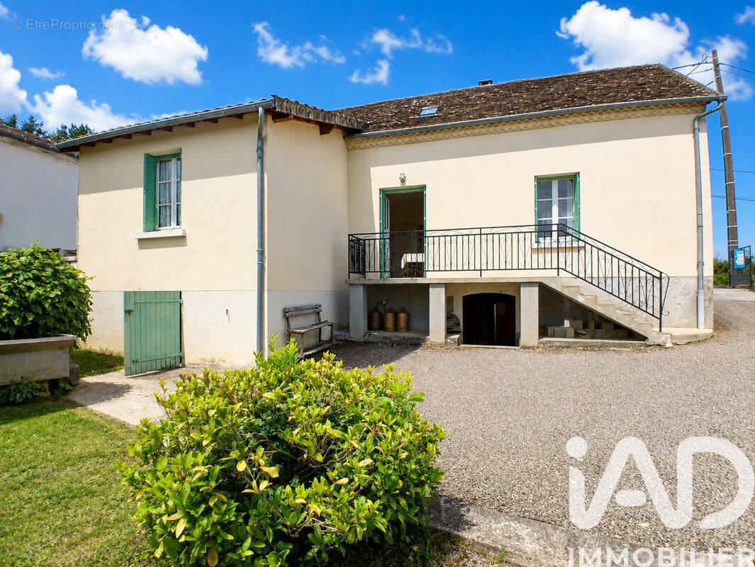 Photo 1 - Maison à LA COQUILLE