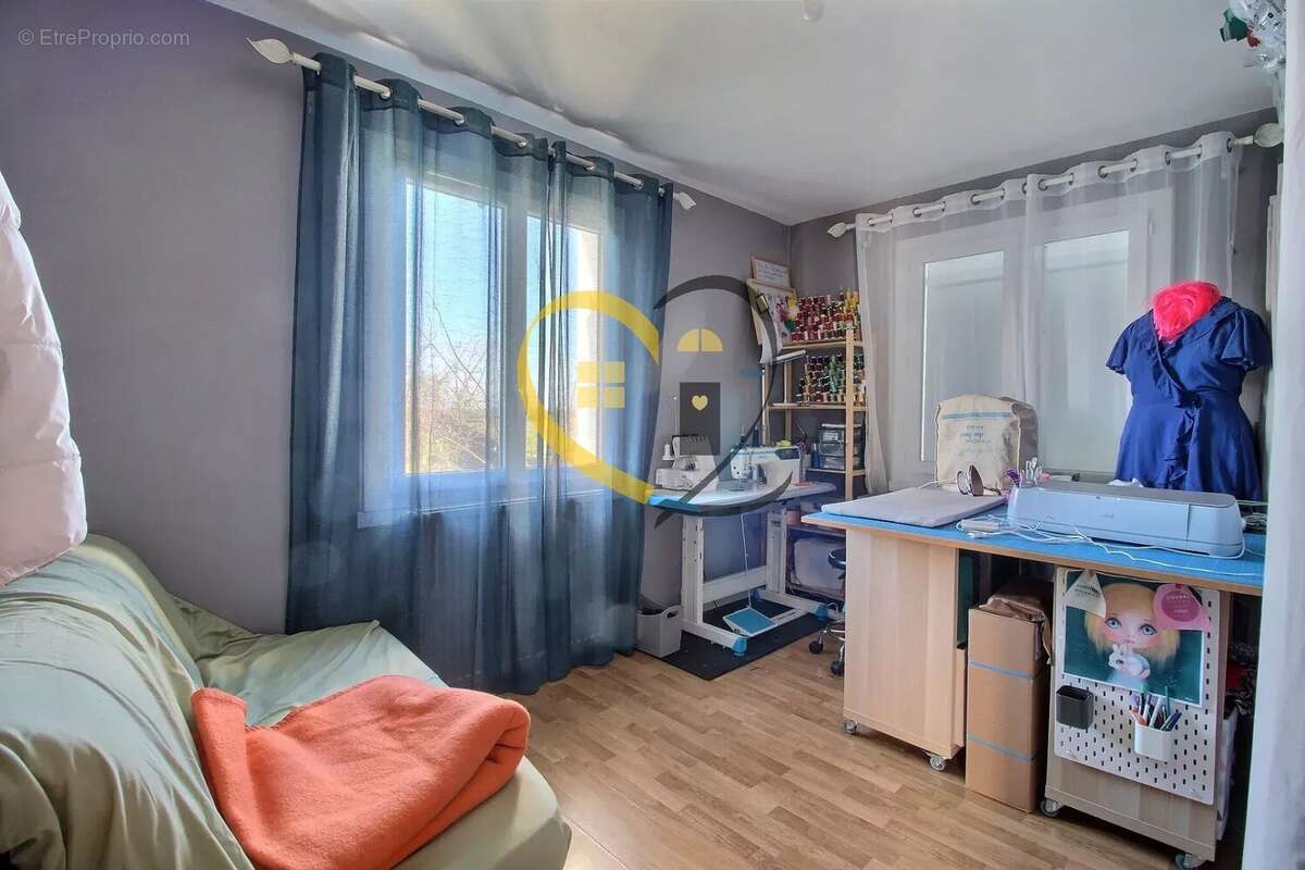 Maison à SOYE-EN-SEPTAINE