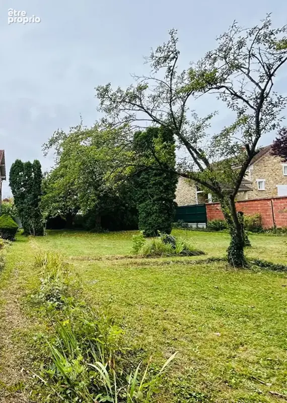 Terrain à LA FERTE-SOUS-JOUARRE