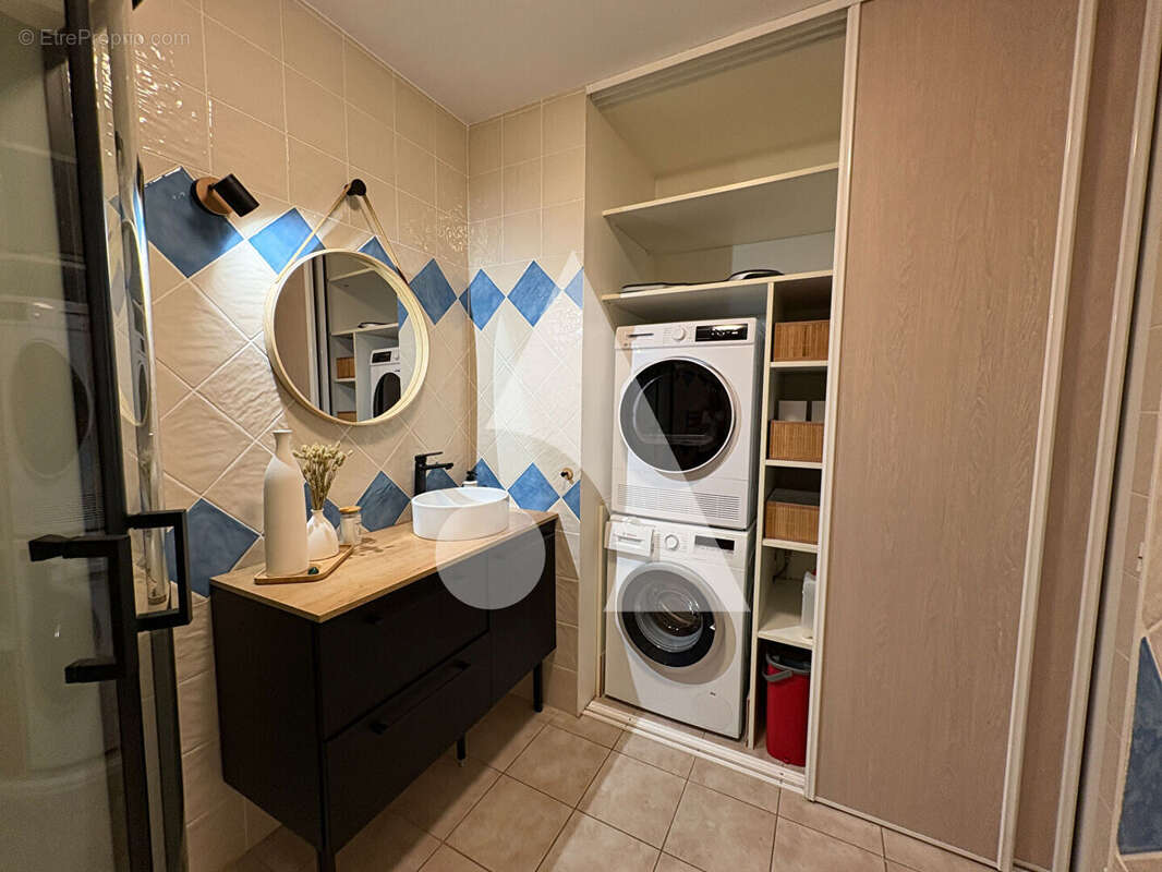 Appartement à MONTPEZAT-SOUS-BAUZON