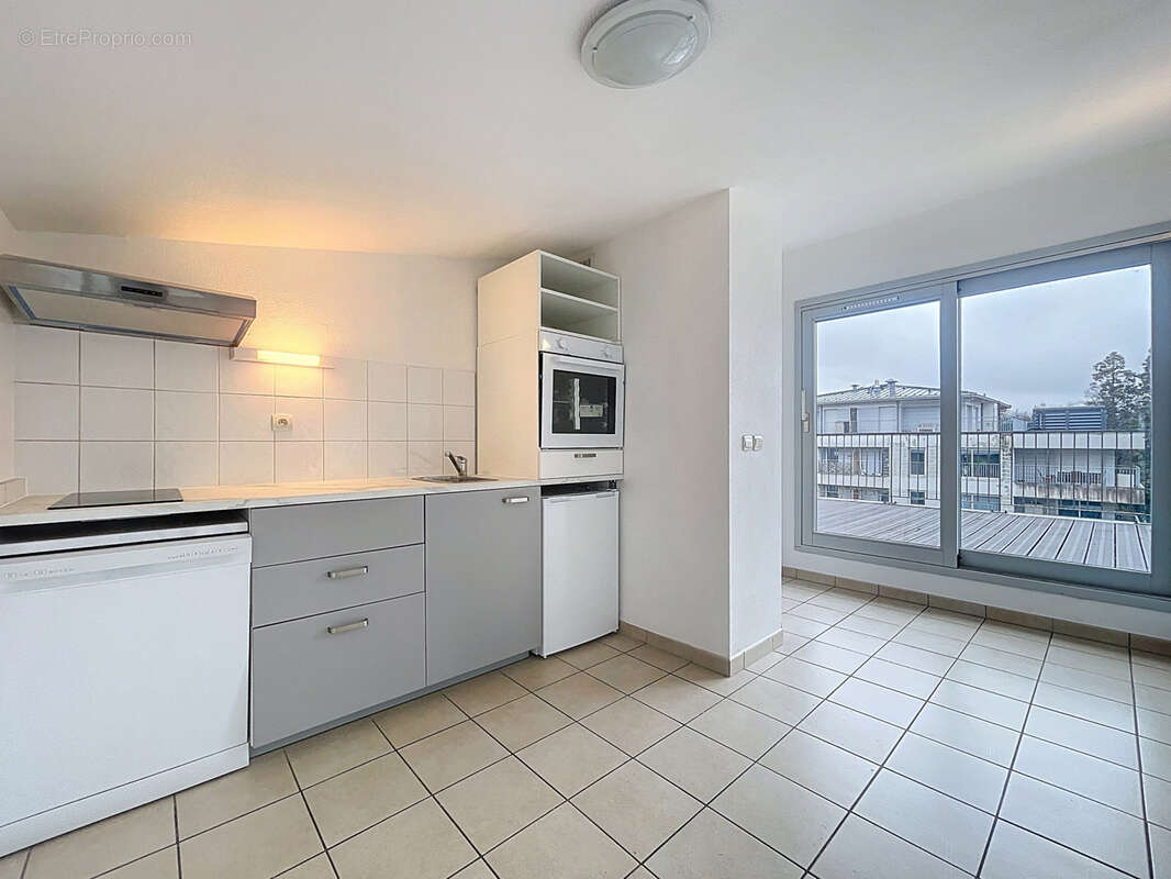 Appartement à MEYLAN