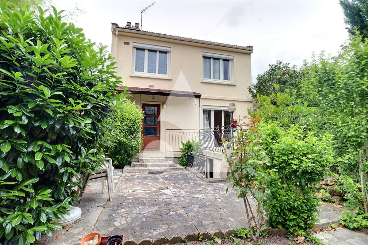 Maison à FRANCONVILLE