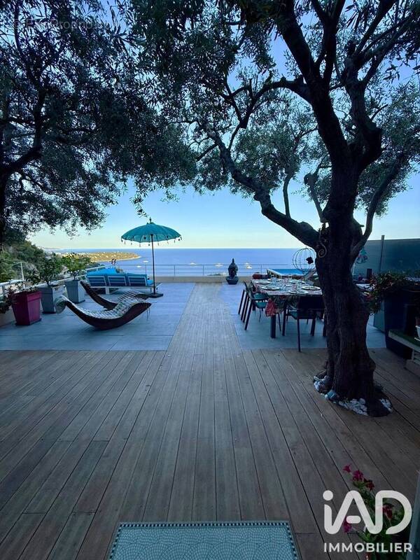 Photo 1 - Appartement à ROQUEBRUNE-CAP-MARTIN