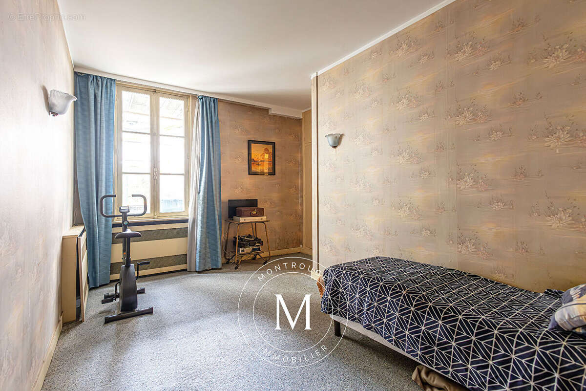 Appartement à MONTROUGE