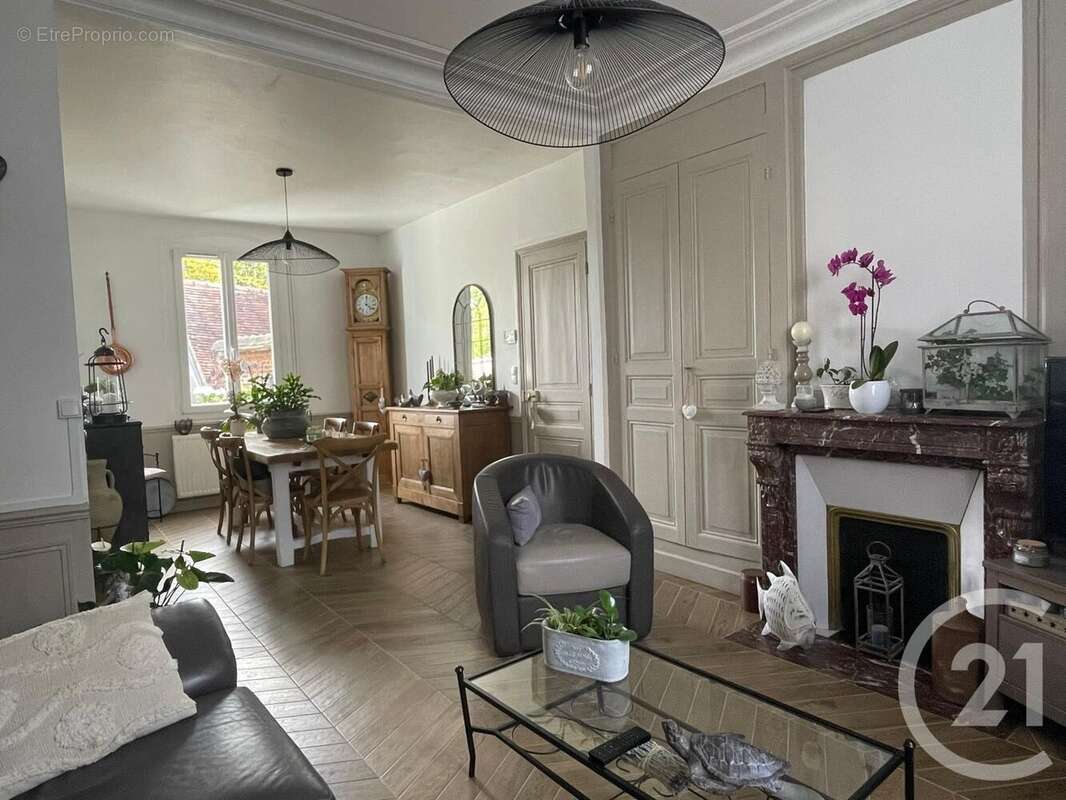 Photo 6 - Maison à BEAUVAIS