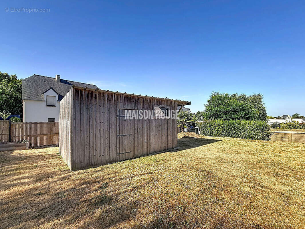 Maison de plain-pied avec quatre chambres et jardin - photo 25