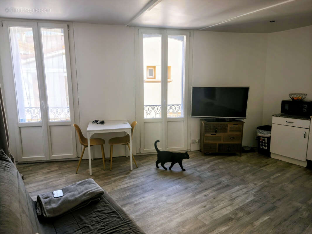 Appartement à SAINT-LAURENT-DE-LA-SALANQUE