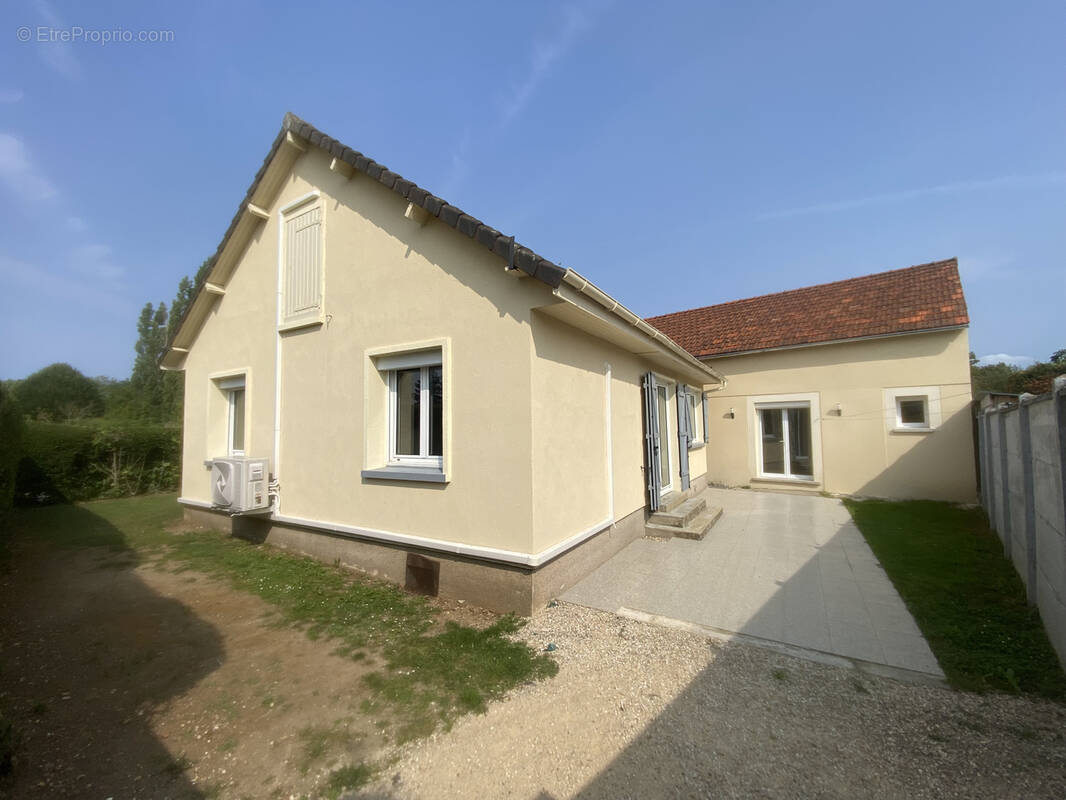 Maison à BU