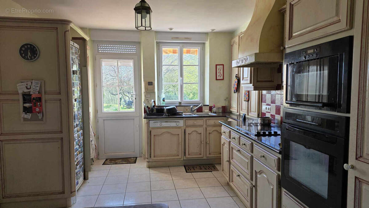 Maison à BESSE-SUR-BRAYE