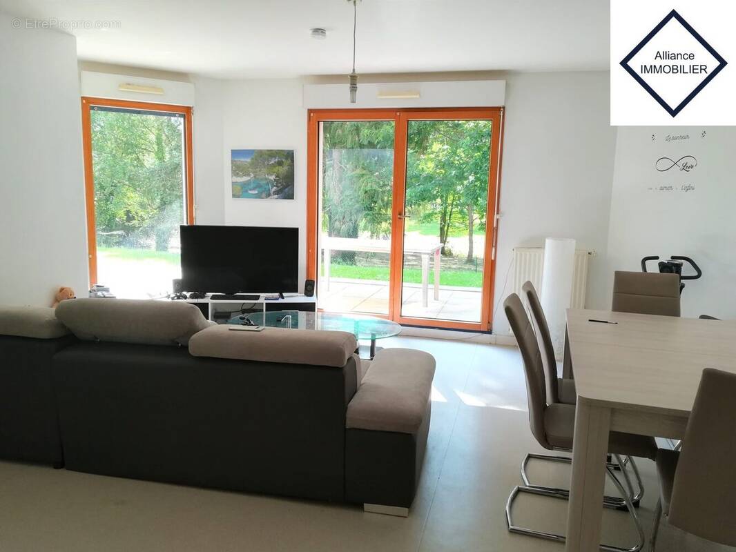 Appartement à MONTAUBAN-DE-BRETAGNE