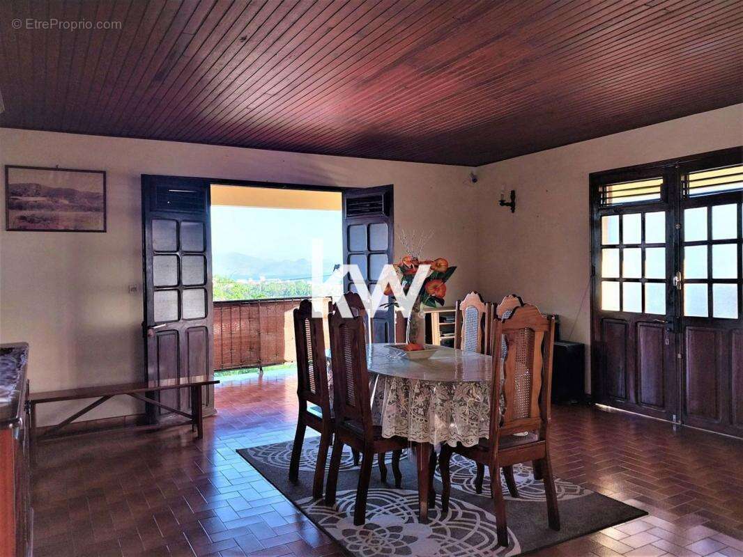 Maison à SCHOELCHER