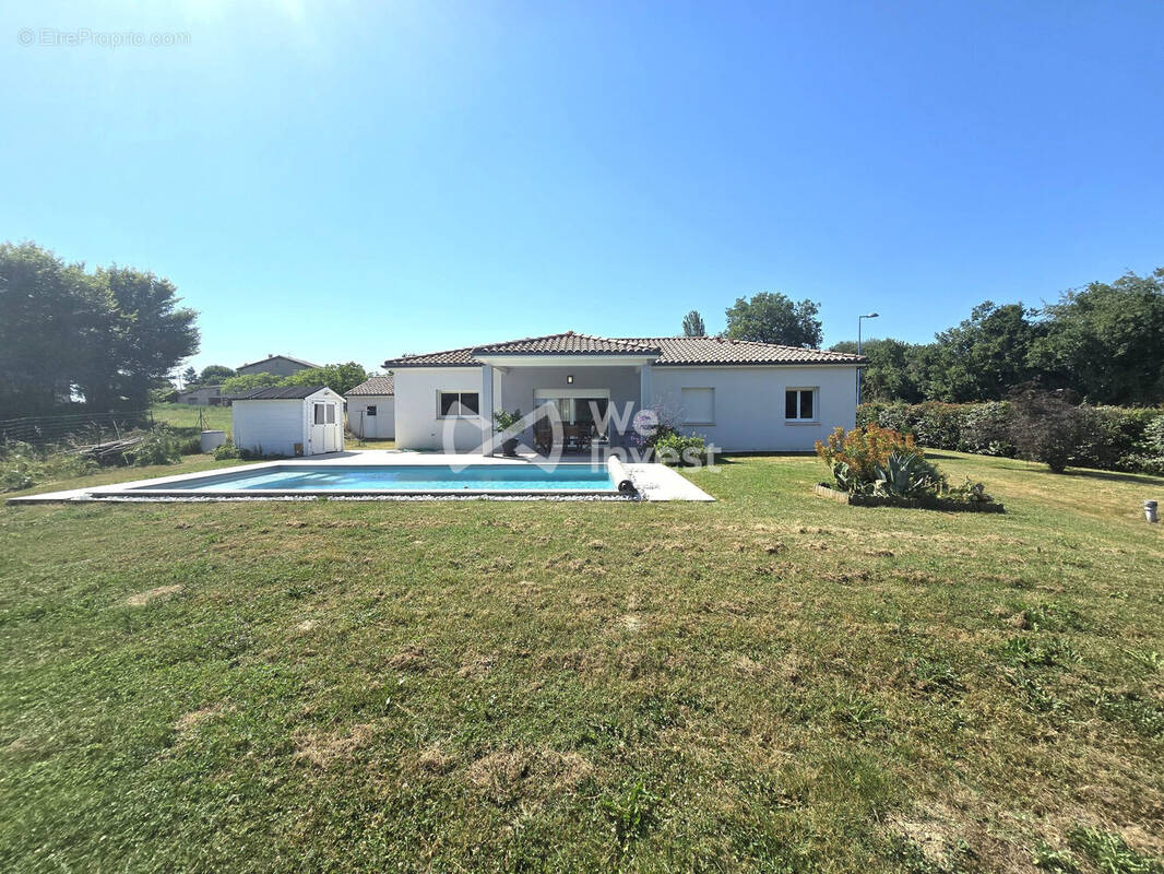 Maison à ANGEVILLE