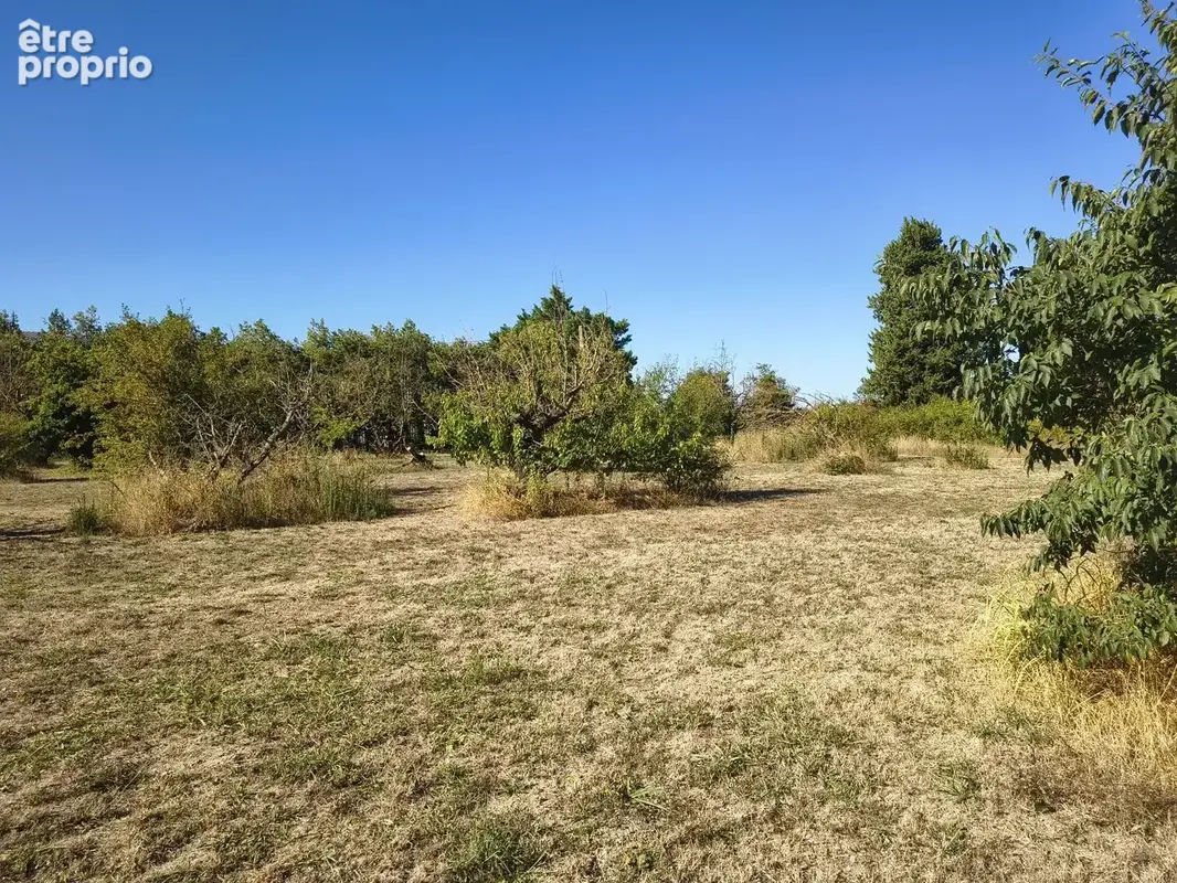 Terrain à bâtir de 1500 m² à L'ISLE-SUR-LA-SORGUE (84) - photo 2
