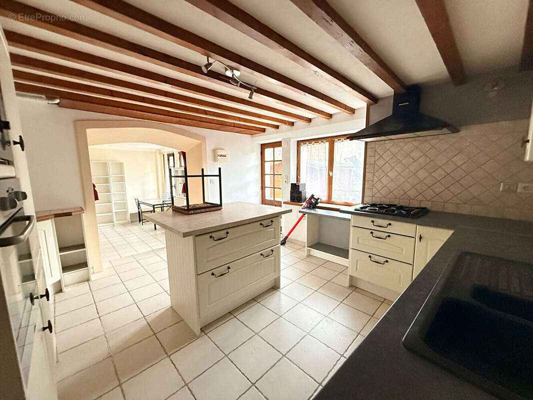 Maison à GAILLON-SUR-MONTCIENT