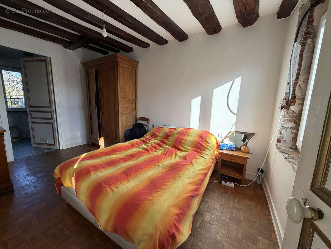 Maison à HOUDAN