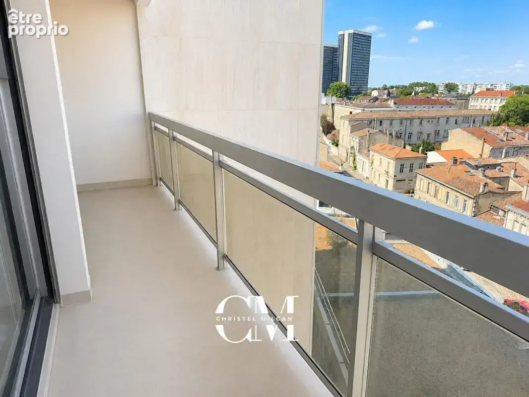 Appartement Bordeaux Croix-blanche 2 pièces 44 m2, balcon, parking, cave, piscine - photo 7