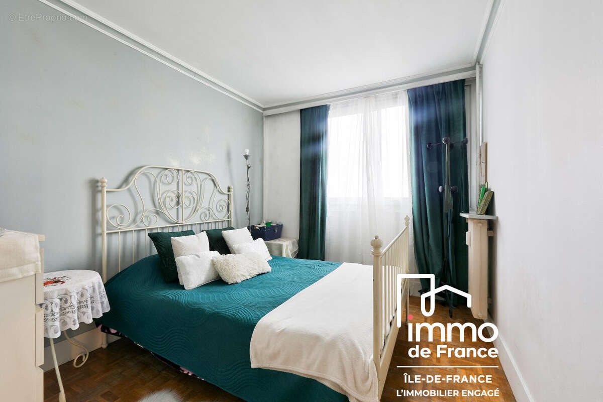 Appartement à LE BLANC-MESNIL