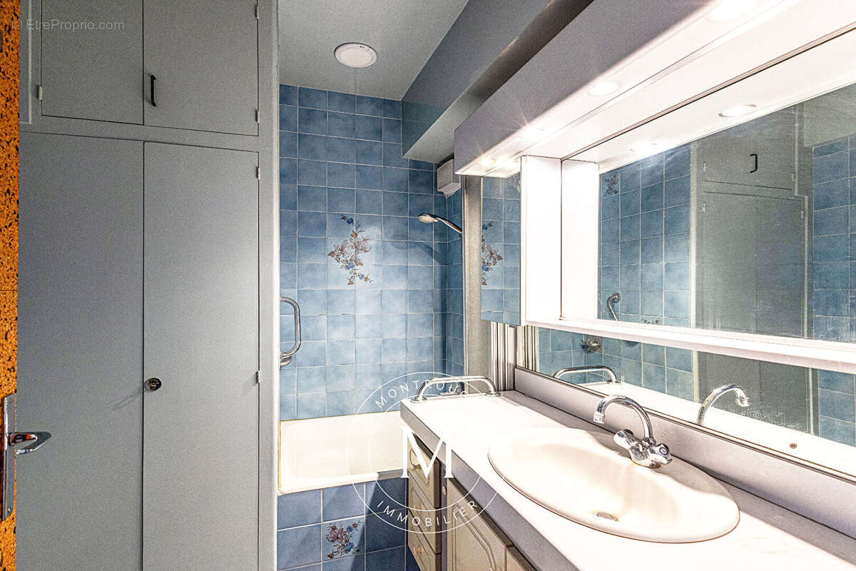 Appartement à MONTROUGE