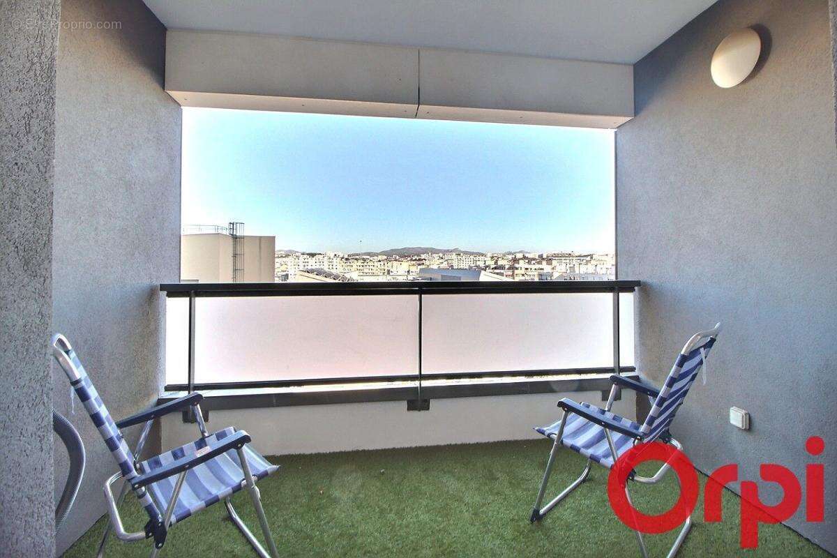 Appartement à MARSEILLE-2E