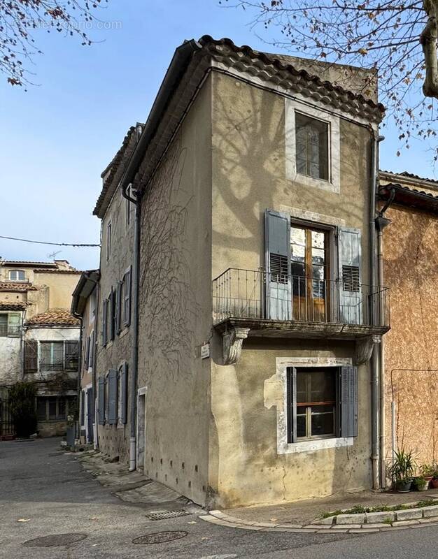 Maison à CERESTE