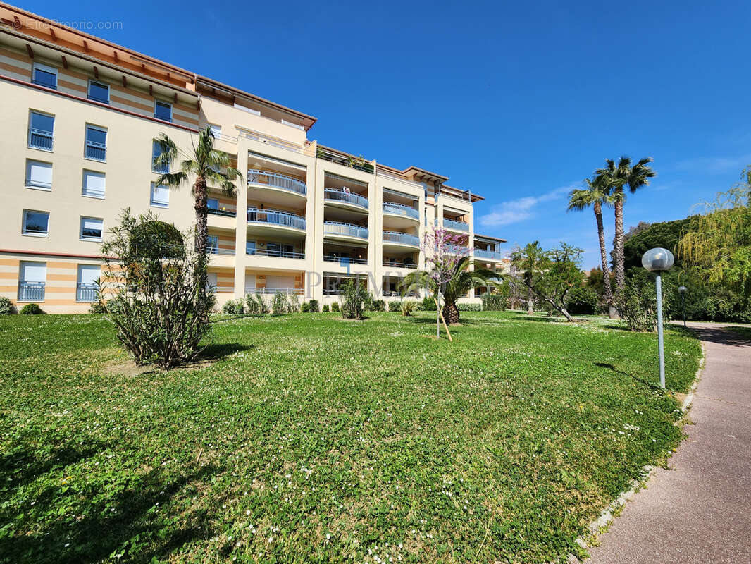 Appartement à FREJUS