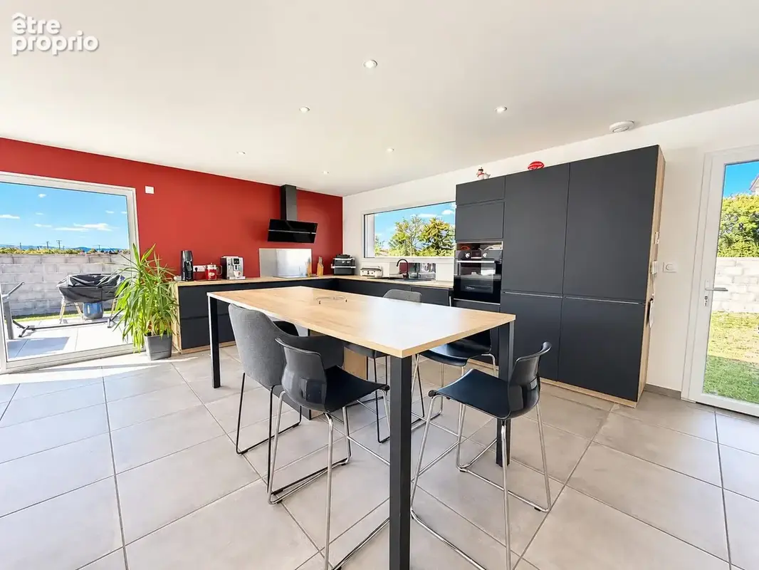 Maison 5 pièces 130 m² à vendre à Saint-Laure (63350) - photo 4
