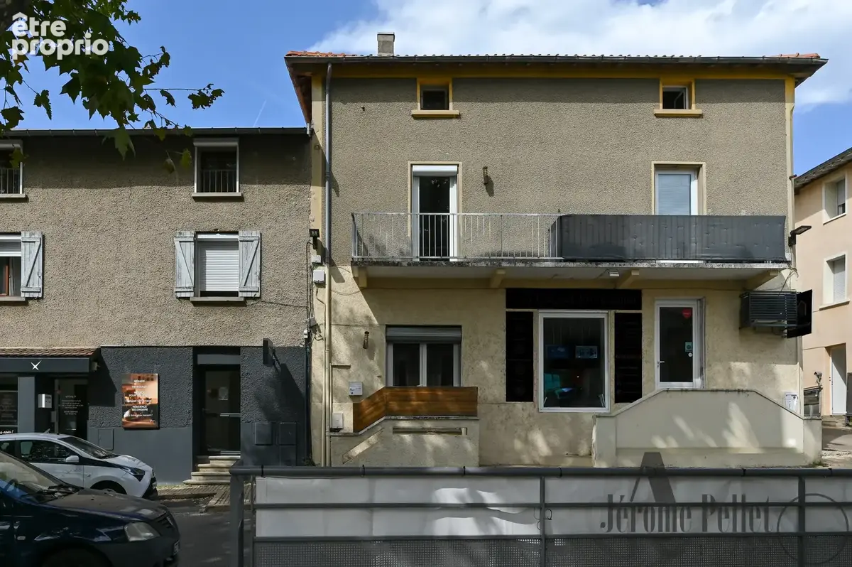 COMMUNAY - CENTRE-VILLE - Triplex 79,73 m2 (Loi Carrez) - photo 9