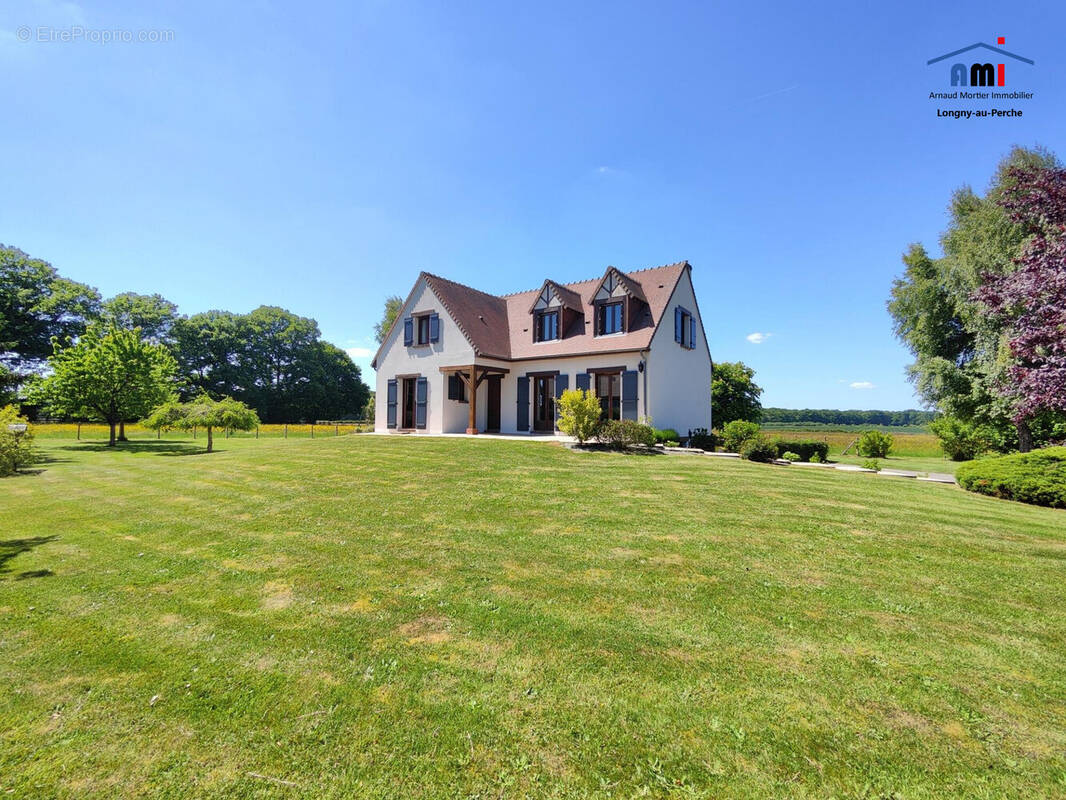 Maison à LONGNY-AU-PERCHE