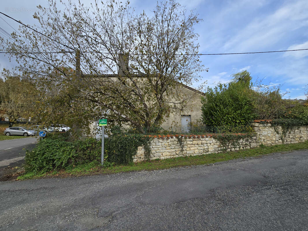 Maison à SAINT-LAURENT-DE-CERIS
