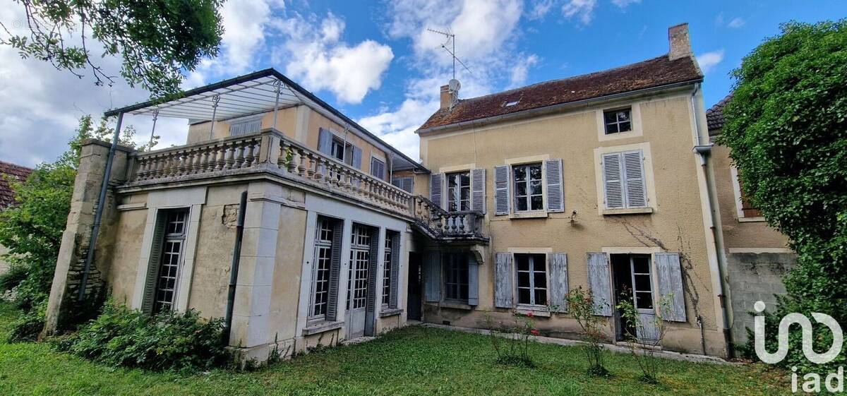 Photo 1 - Maison à ANCY-LE-FRANC