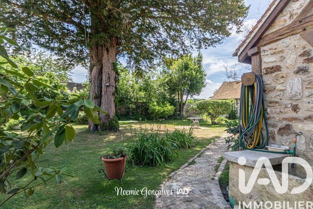 Maison 160 m² à Lommoye  - photo 7