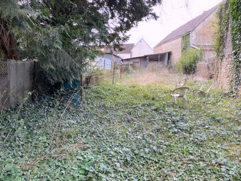 Maison à ARCES-DILO