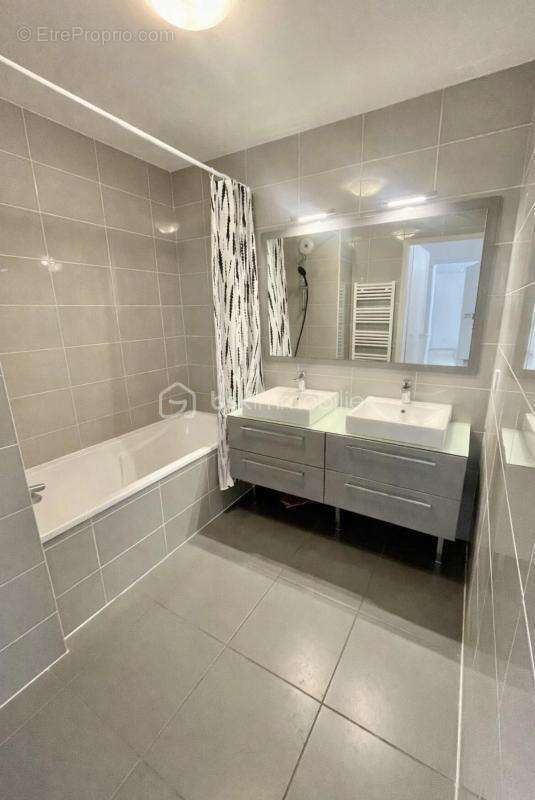 Appartement à ANNECY-LE-VIEUX