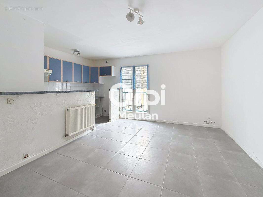 Appartement à MEULAN