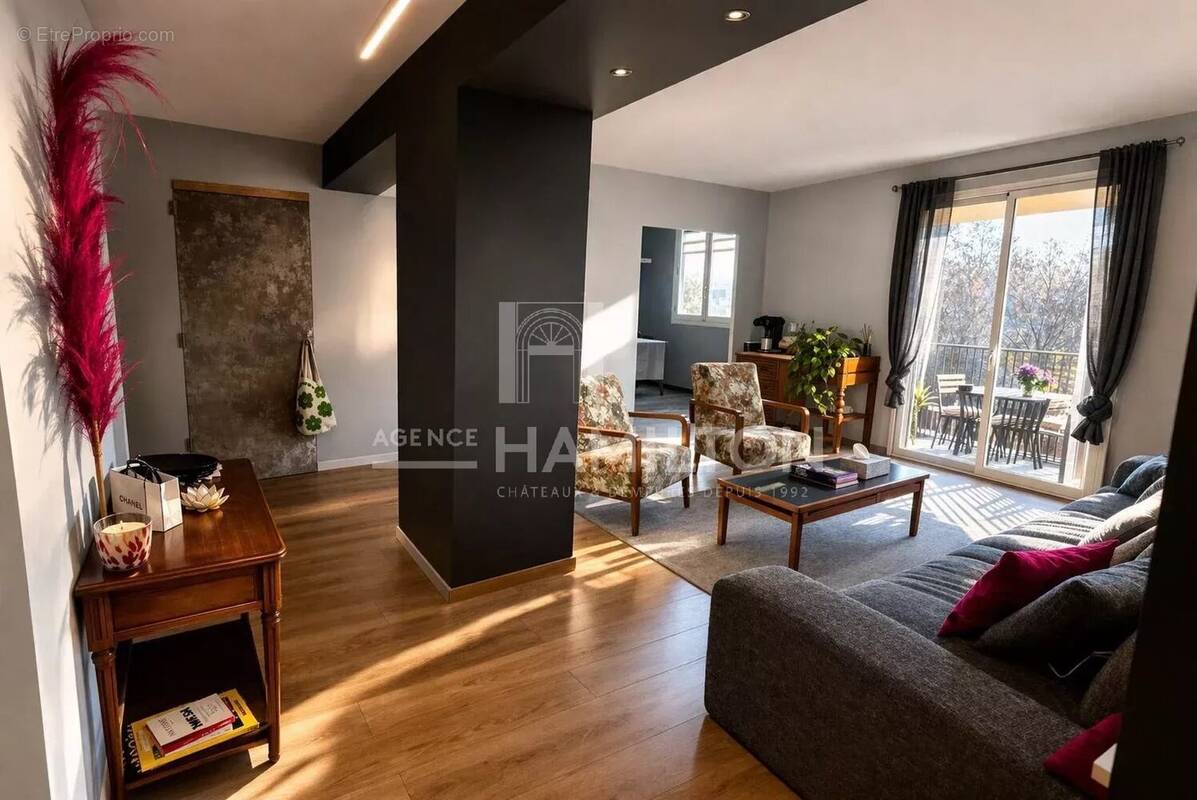 Appartement à VALBONNE