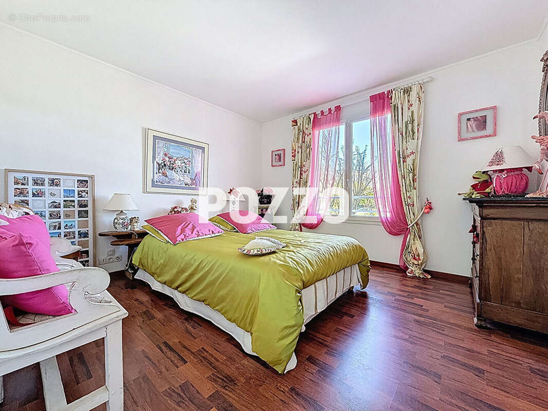 Maison à LONGUEVILLE