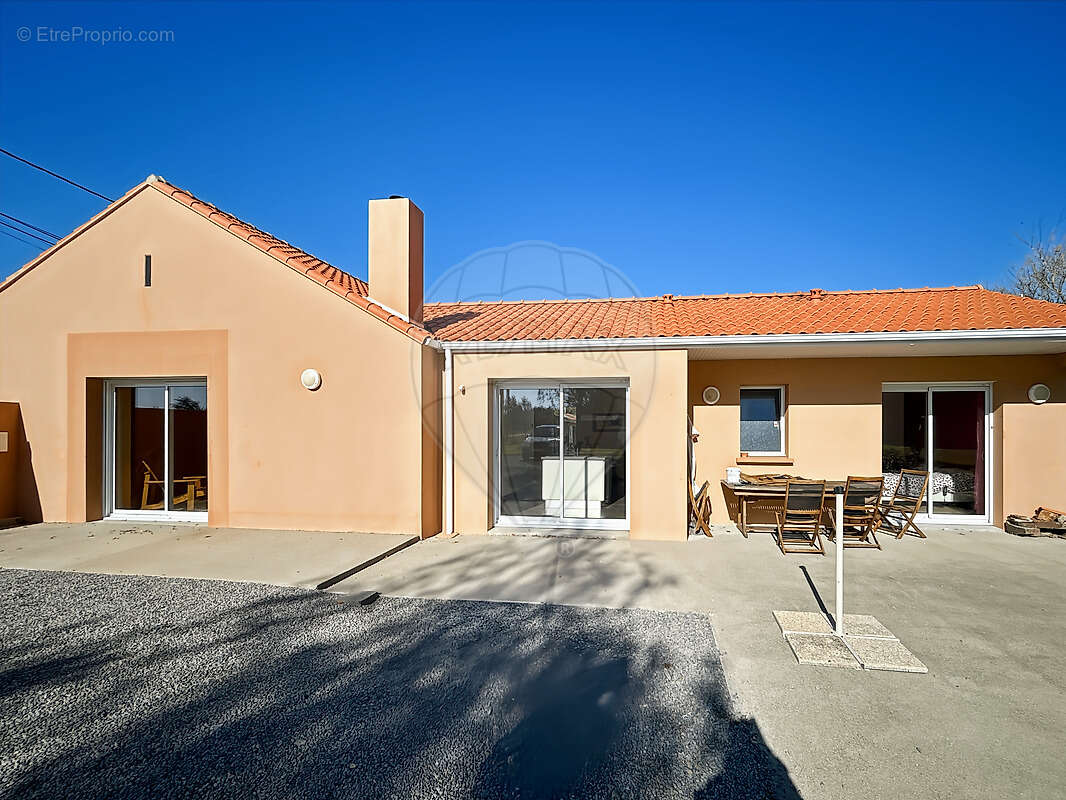 Maison à SAINTE-PAZANNE