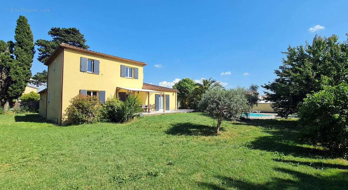 Maison à TRAVAILLAN
