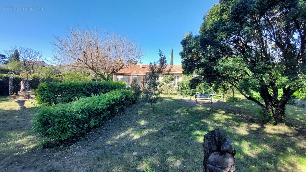 Maison à BOURG-SAINT-ANDEOL