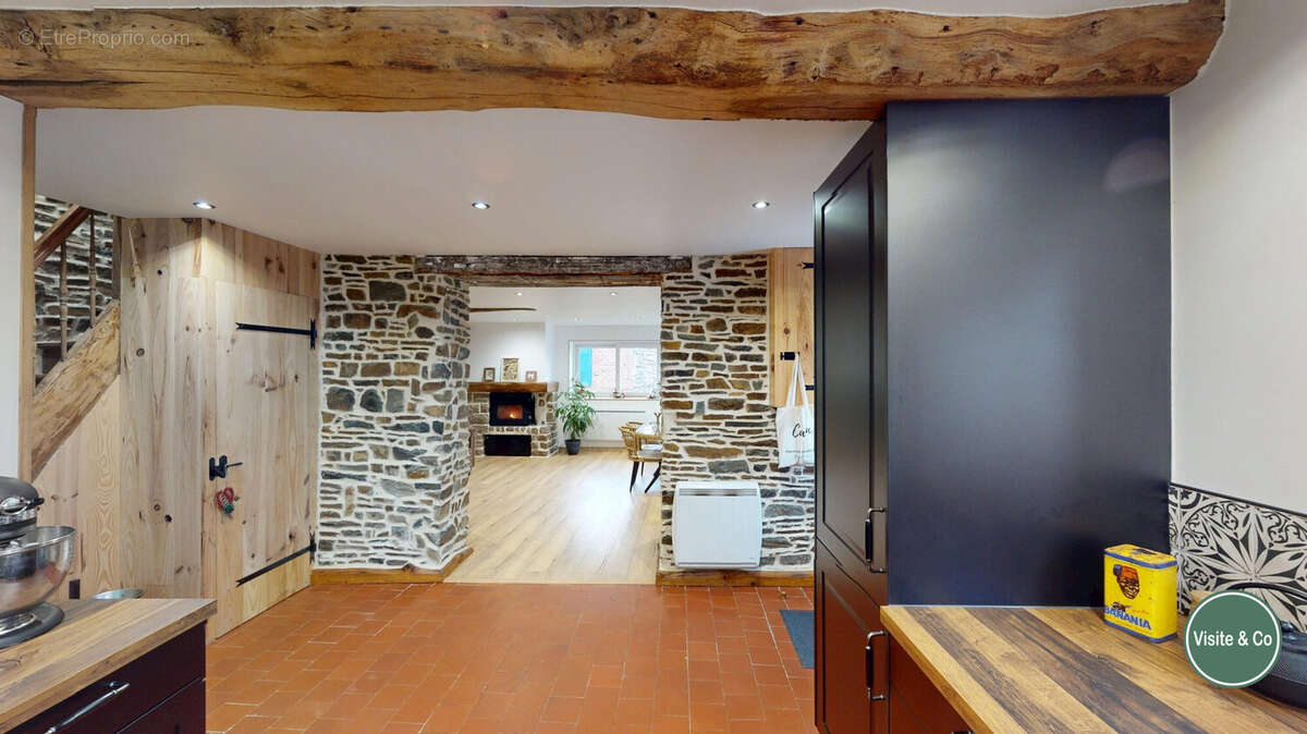 Maison à LE MESNIL-VILLEMENT