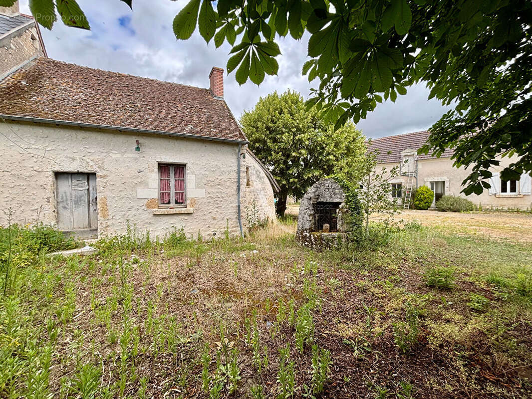 Maison à CONTRES