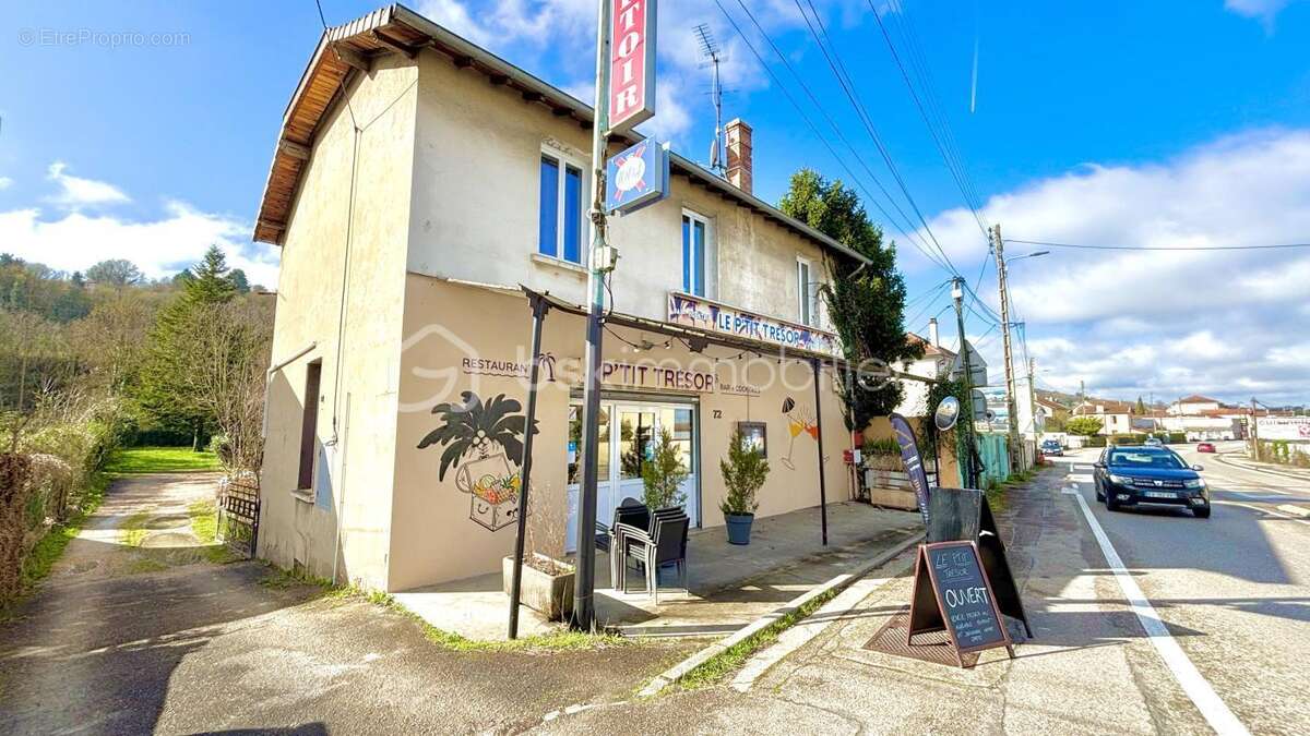 À vendre – restaurant avec terrasse, licence iv et logement – fort potentiel – nord isère - photo 2
